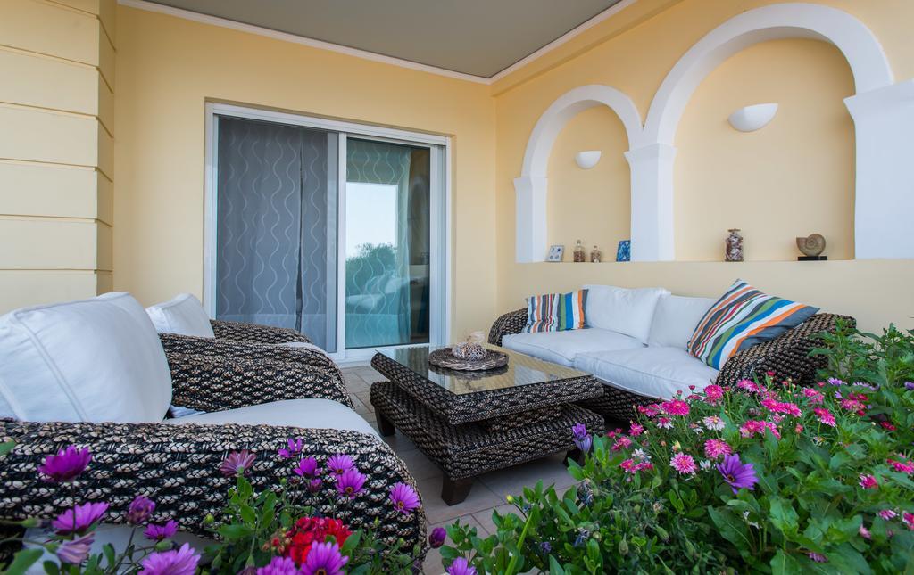 Diamante Beachfront Suites Xylokastro Dış mekan fotoğraf