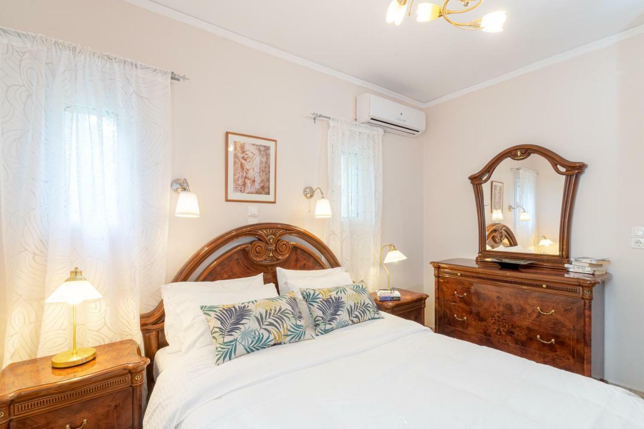 Diamante Beachfront Suites Xylokastro Dış mekan fotoğraf