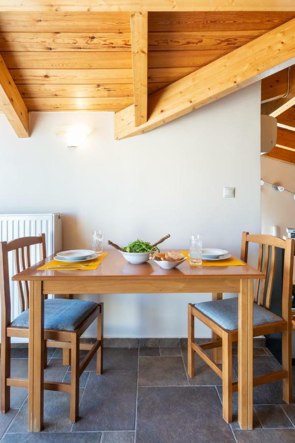 Diamante Beachfront Suites Xylokastro Dış mekan fotoğraf