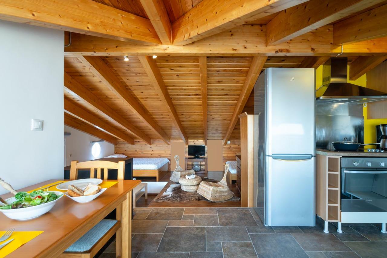 Diamante Beachfront Suites Xylokastro Dış mekan fotoğraf