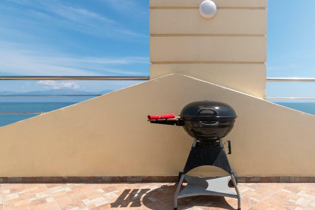 Diamante Beachfront Suites Xylokastro Dış mekan fotoğraf